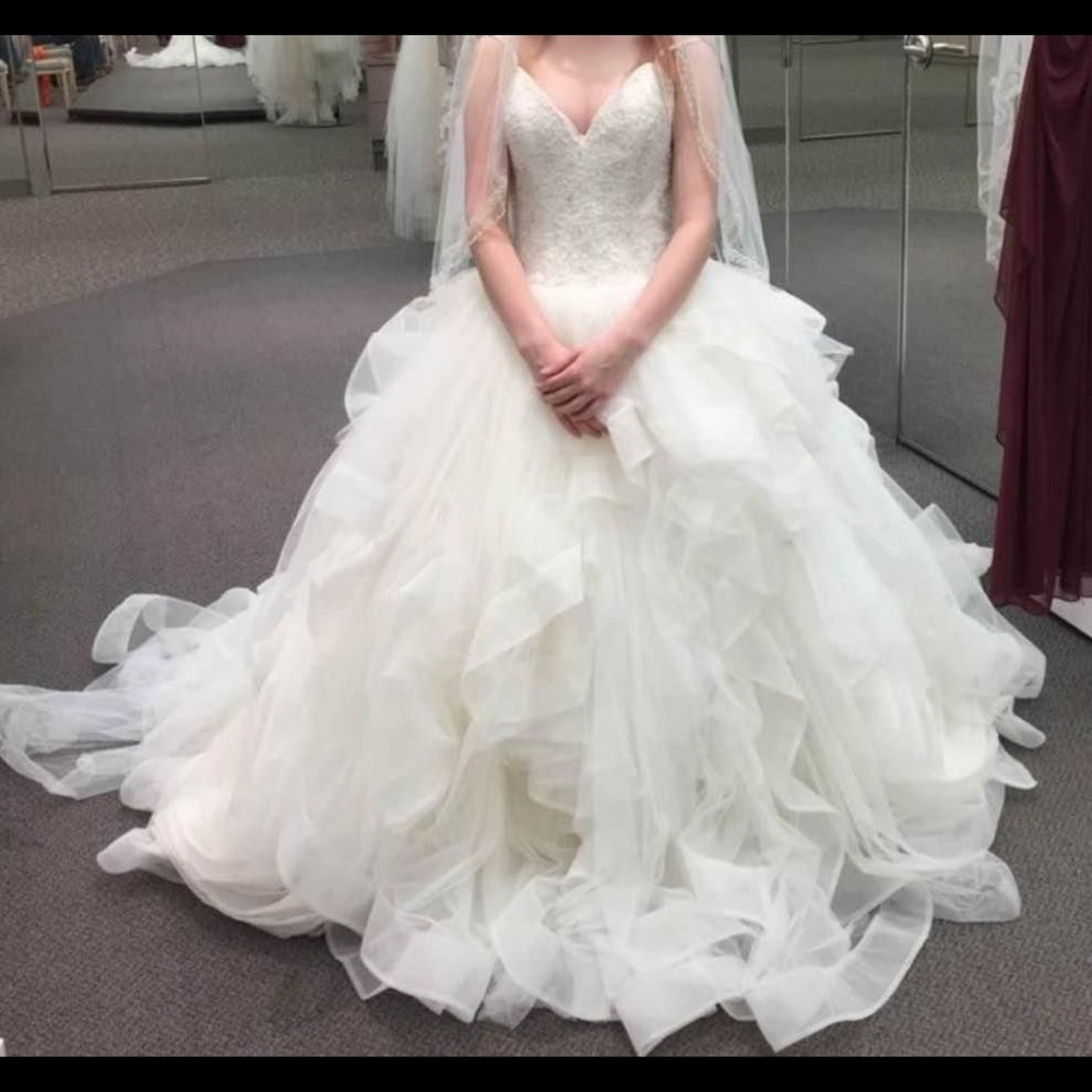 Wedding dress
